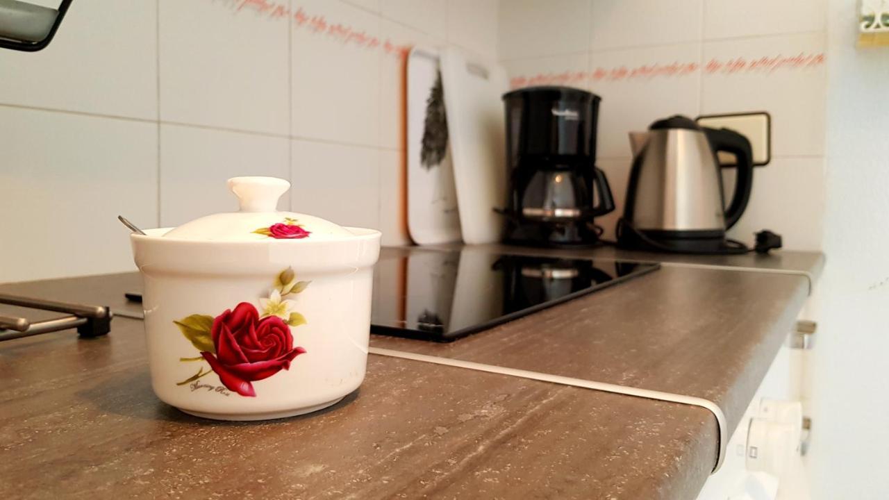 Warm, Cozy And Comfortable أذيخي المظهر الخارجي الصورة